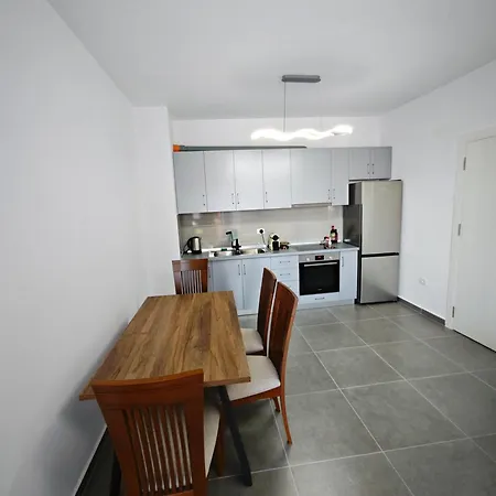 Vasil Gjika 3 * Tirana