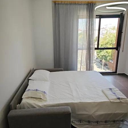 Vasil Gjika 3 * Tirana